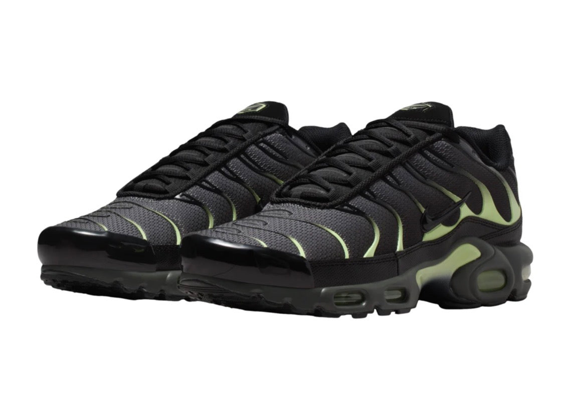 Nike air max plus "Light liquid lime"