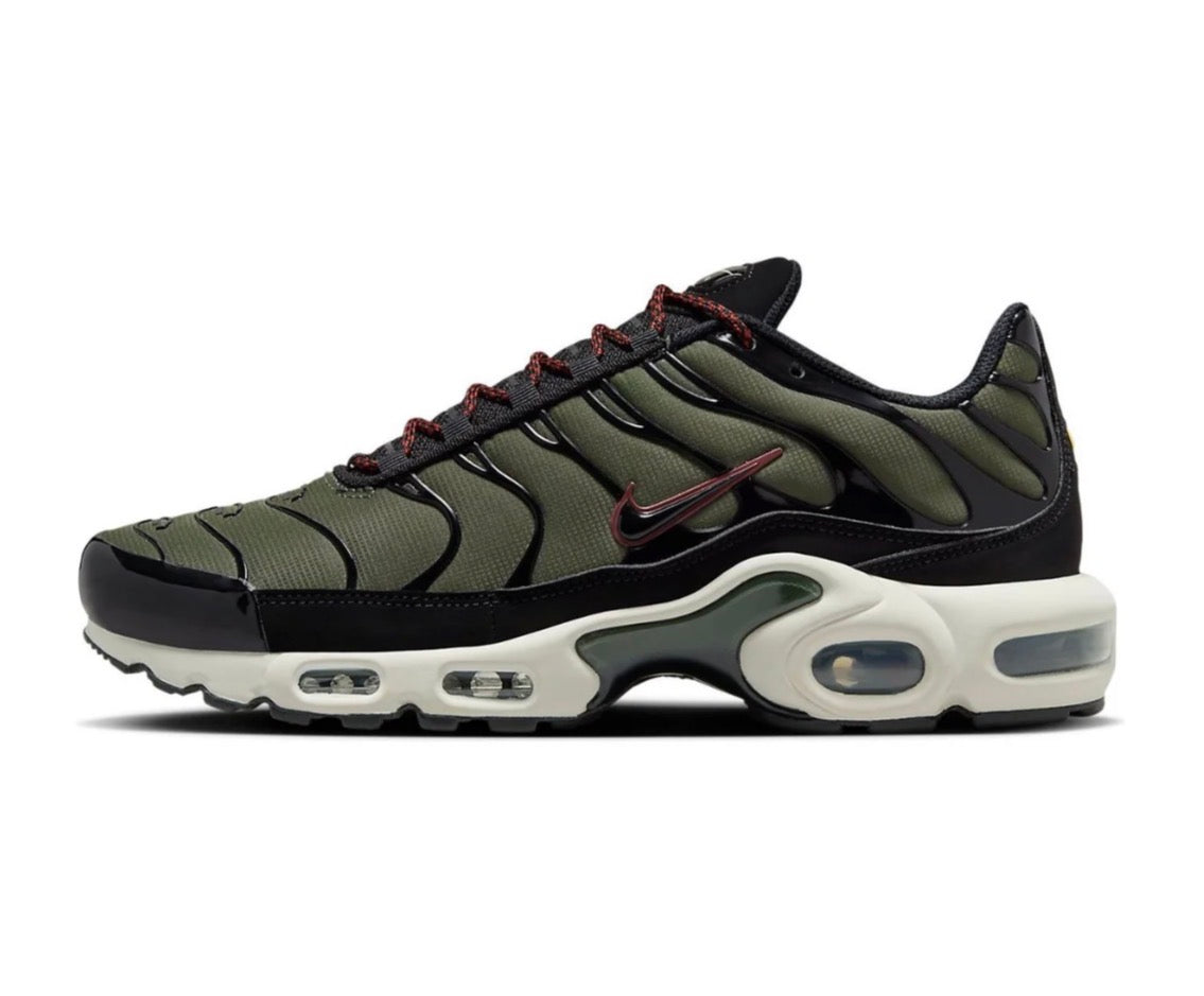 Nike air max plus "Cargo khaki"
