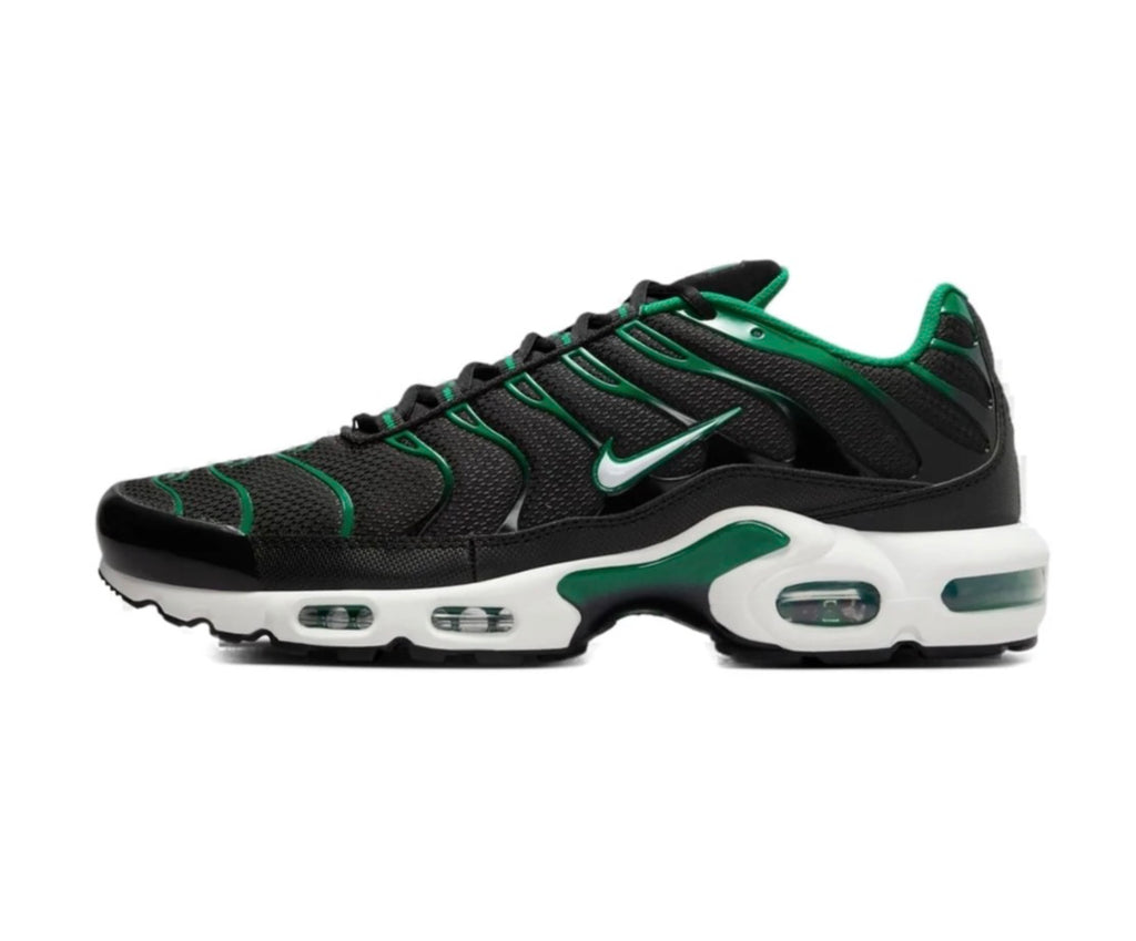 Nike air max plus "Black malachite gum"