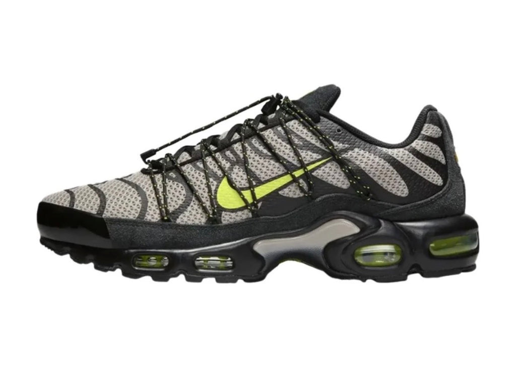 Nike air max plus utility "Black collage grey volt"