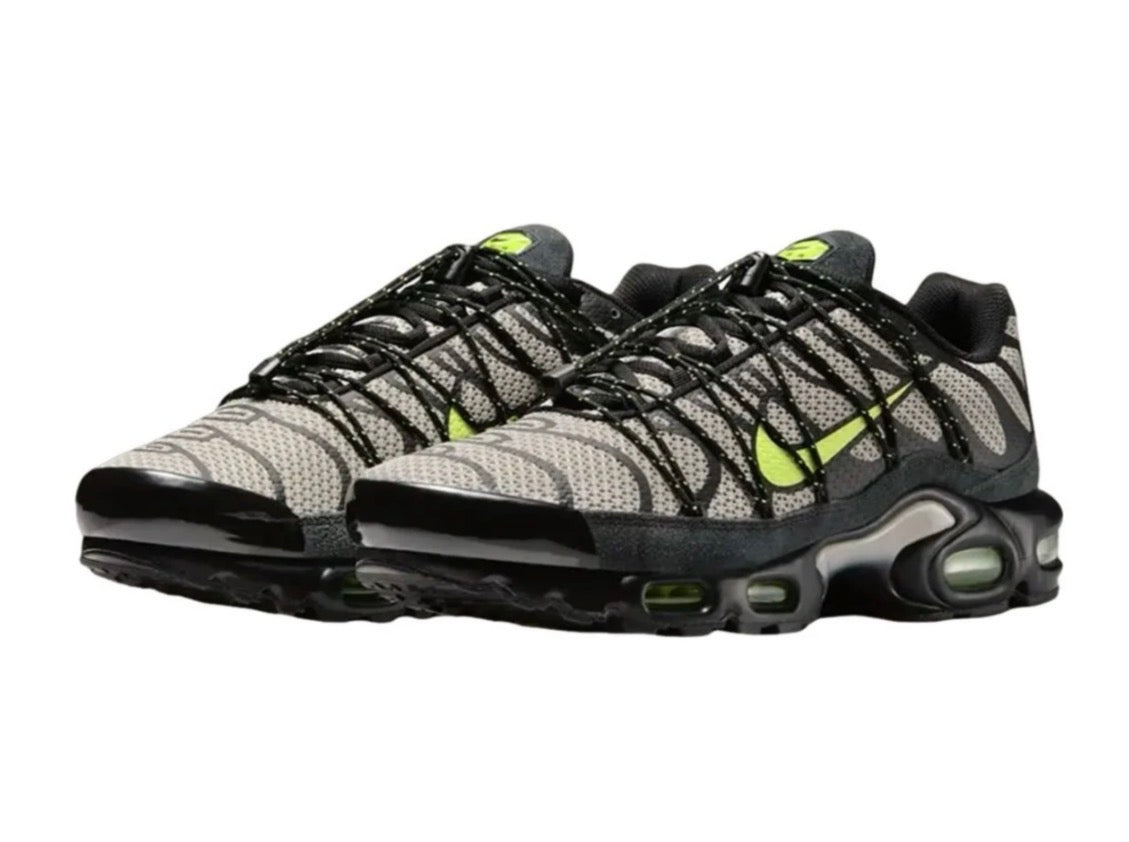 Nike air max plus utility "Black collage grey volt"