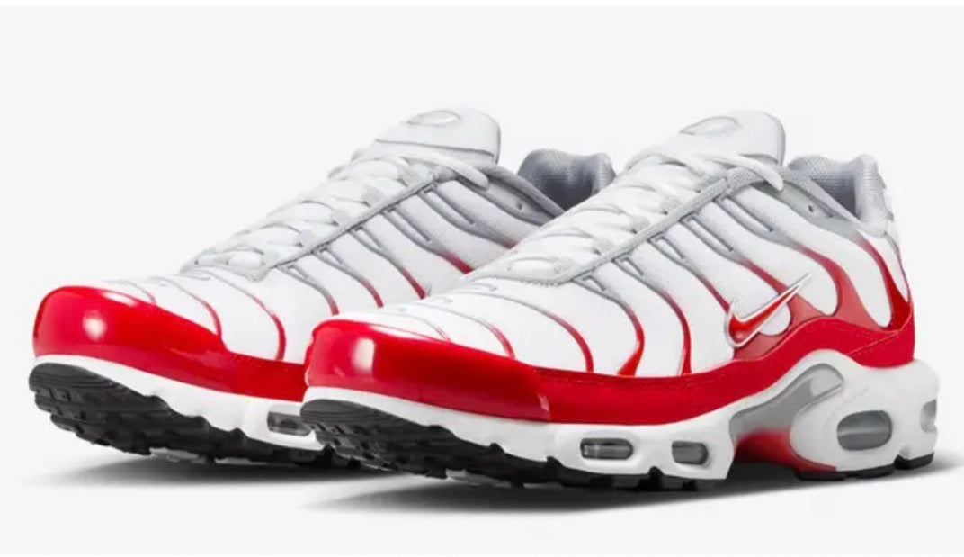 Nike air max plus "White university red"