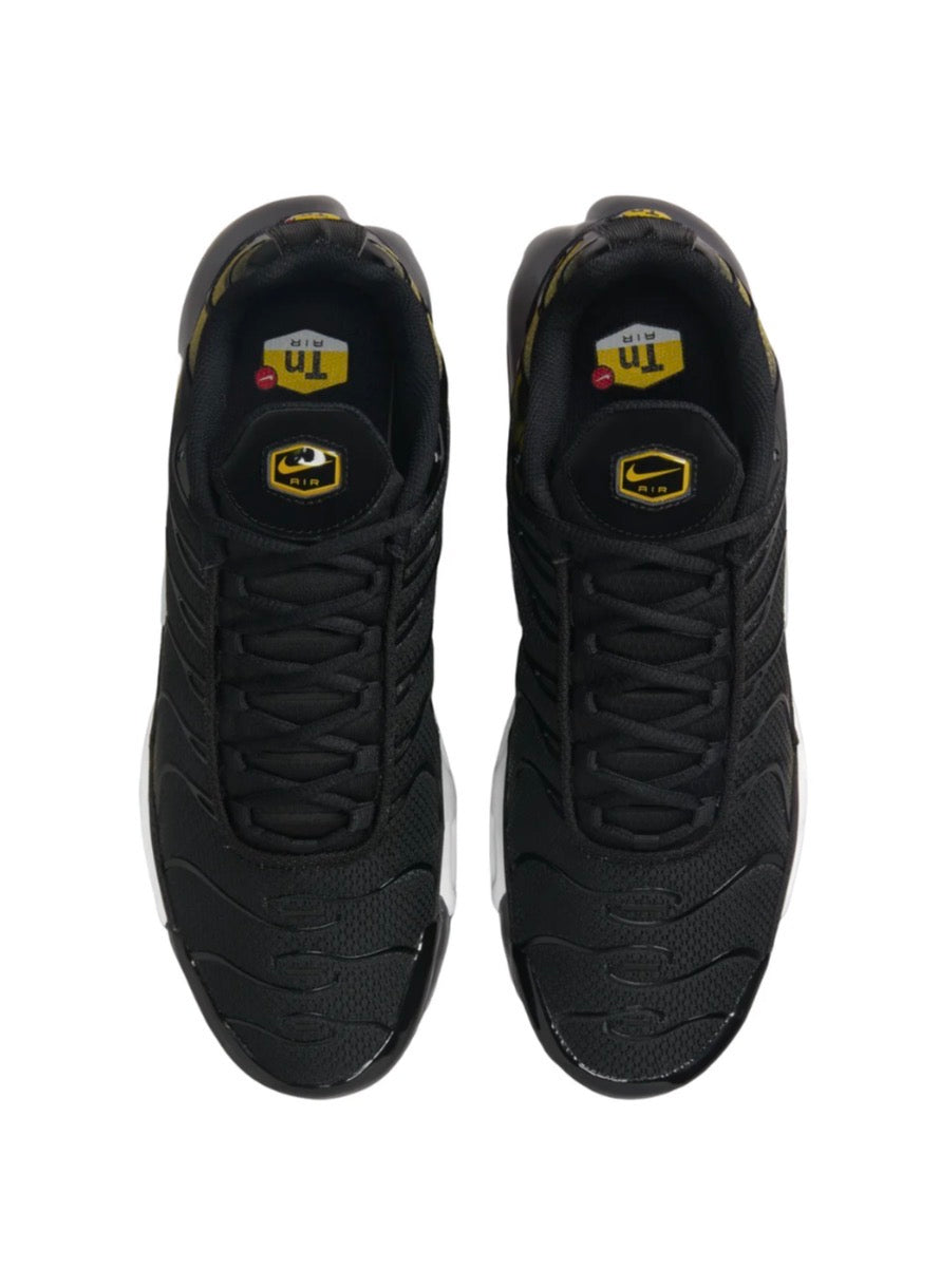 Nike air max plus "Black university gold"
