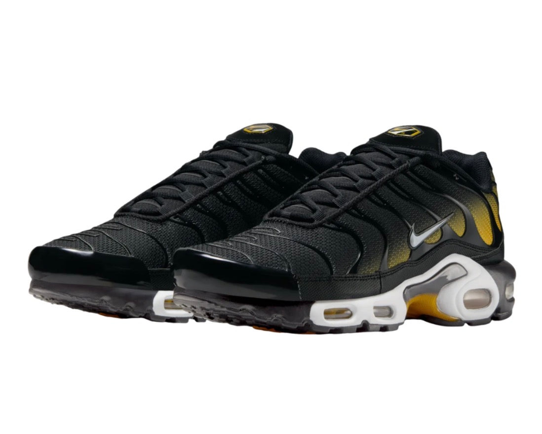 Nike air max plus "Black university gold"