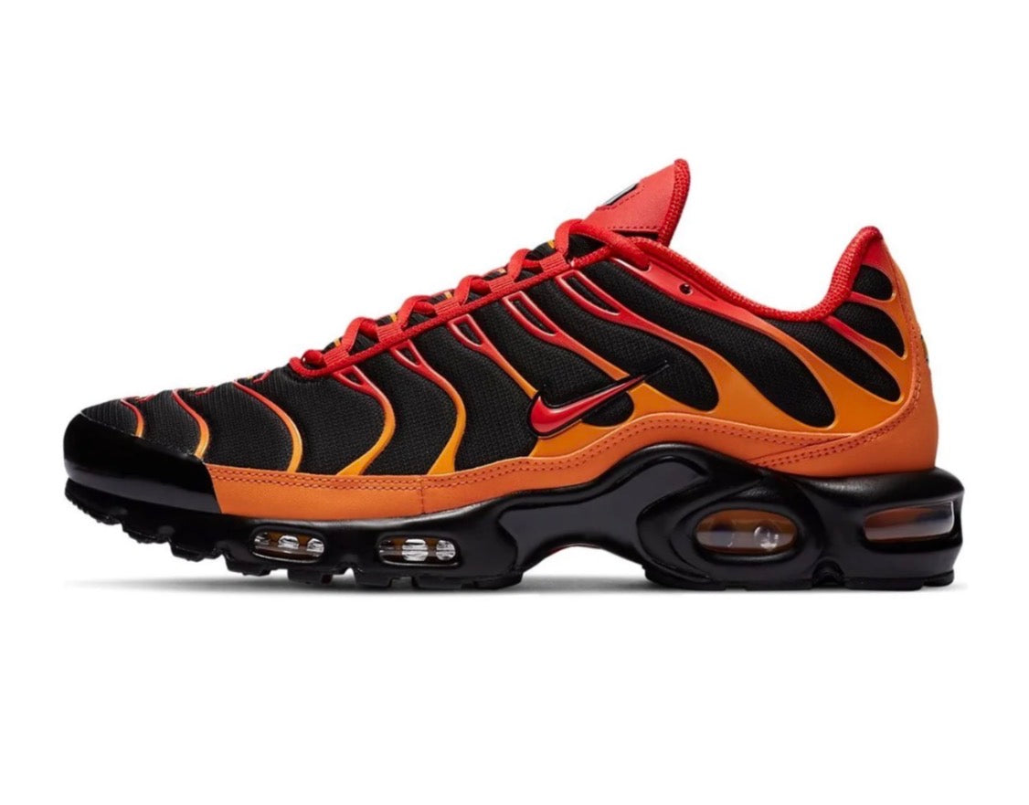Nike air max plus "Volcano"